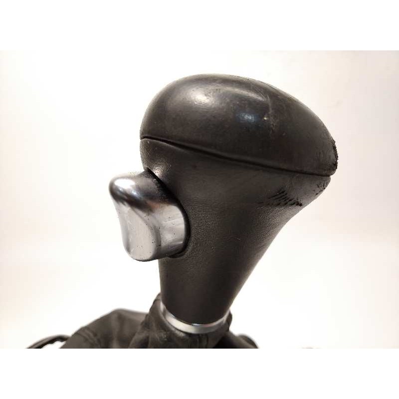 Recambio de palanca cambio para audi a5 coupe (8t) 2.7 tdi referencia OEM IAM 8K2713041H  