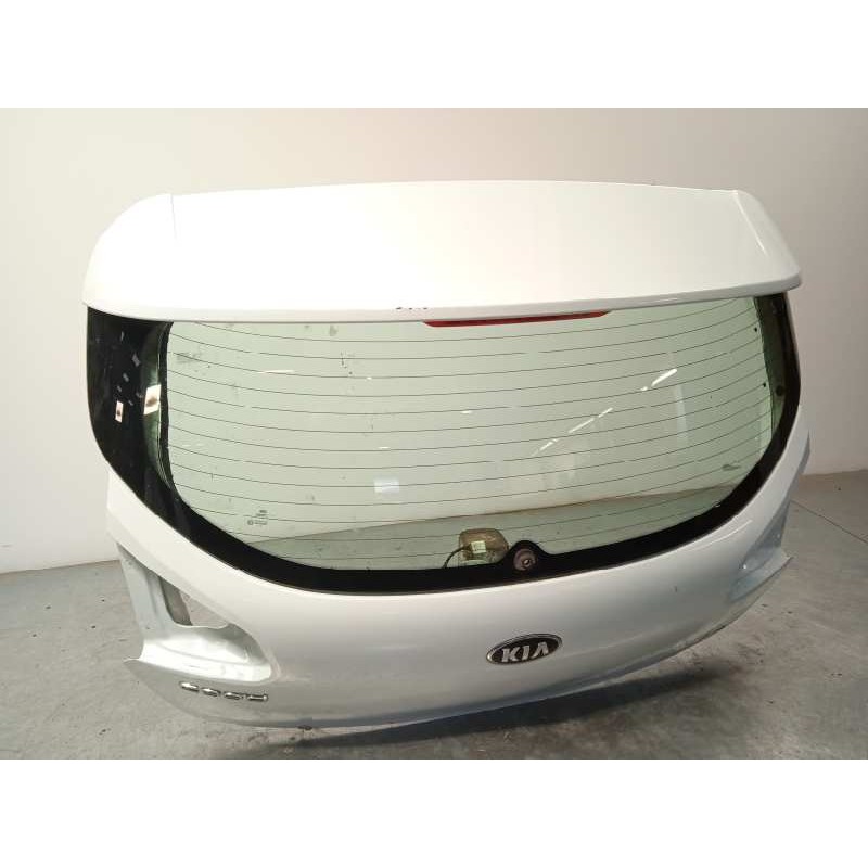 Recambio de porton trasero para kia cee´d 1.4 cat referencia OEM IAM 73700A2000  