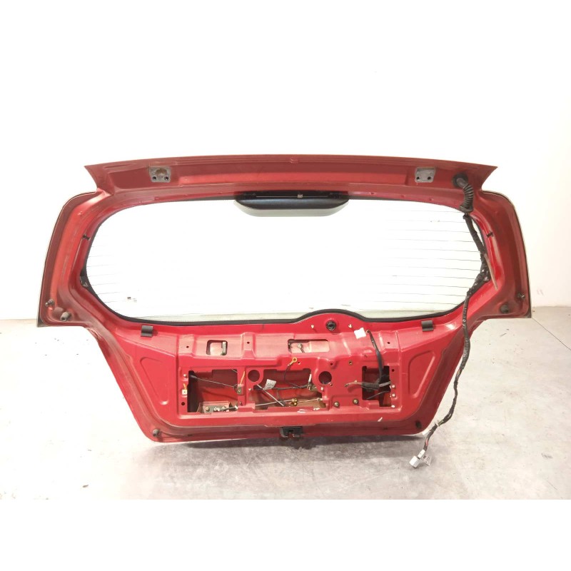 Recambio de porton trasero para chevrolet kalos 1.2 se referencia OEM IAM 96540838  