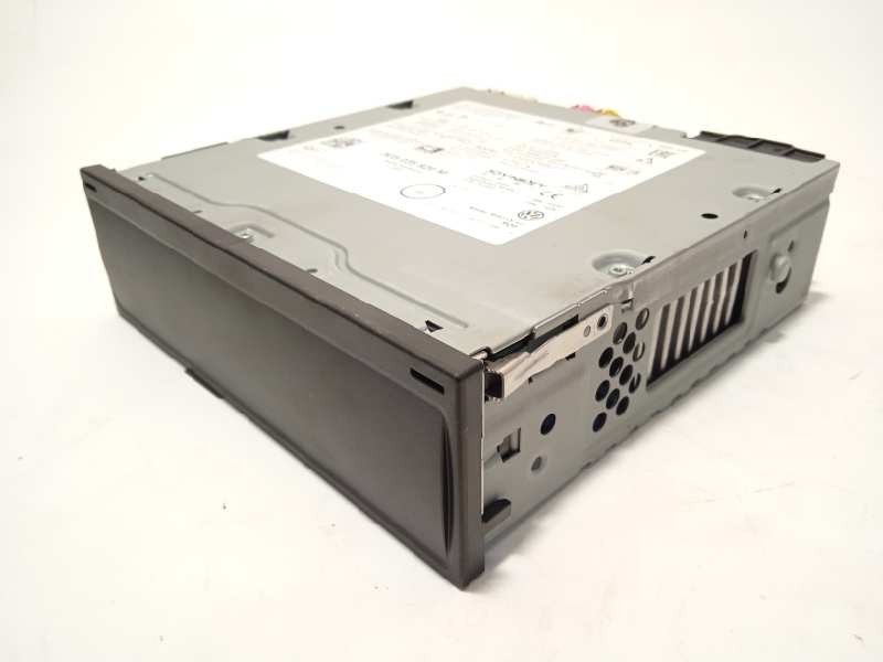 Recambio de sistema navegacion gps para volkswagen polo 1.0 tsi referencia OEM IAM 3G5035820M  