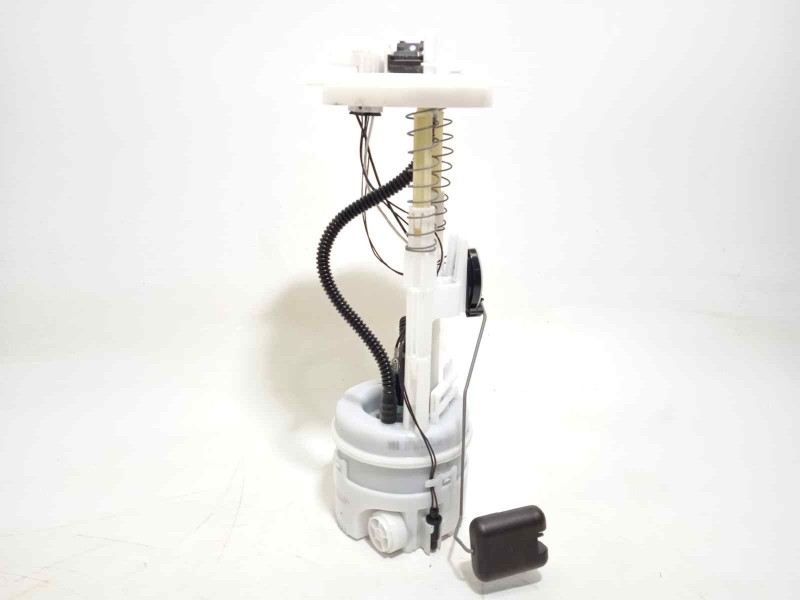 Recambio de bomba combustible para renault captur ii referencia OEM IAM 170114375R  