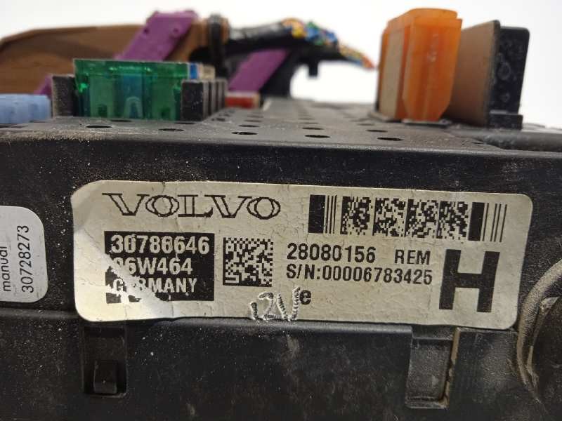 Recambio de caja reles / fusibles para volvo s60 berlina 2.4 diesel cat referencia OEM IAM 30786646  