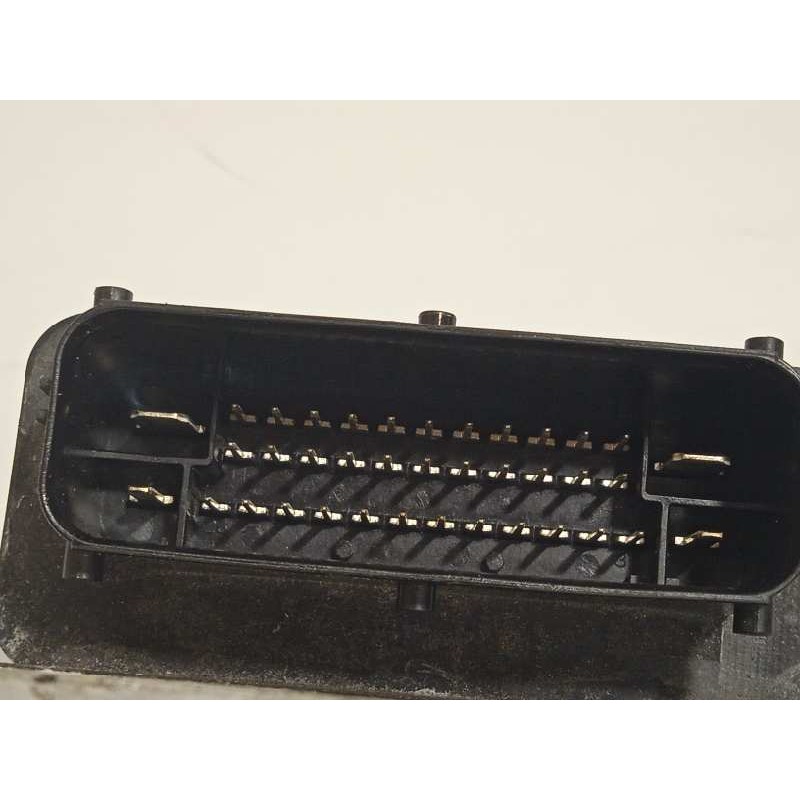 Recambio de abs para opel insignia berlina cosmo referencia OEM IAM 13332549 16312214P 16817014