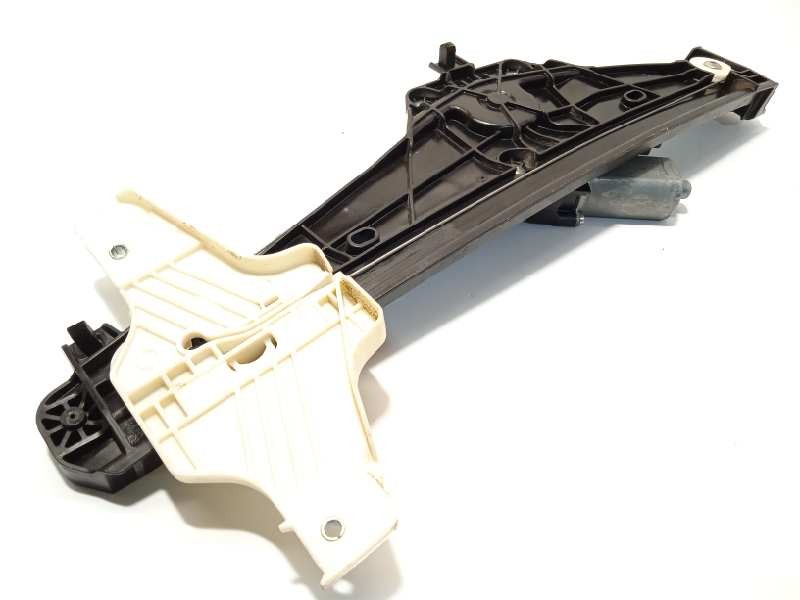 Recambio de elevalunas trasero derecho para peugeot 3008 allure referencia OEM IAM 9830388880  9829482480