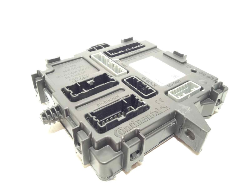 Recambio de centralita confort para renault captur ii referencia OEM IAM 284B26238R  