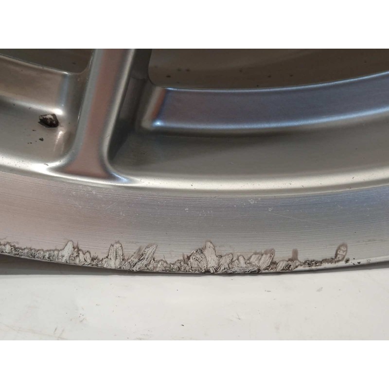 Recambio de llanta para porsche panamera 4 s referencia OEM IAM 97036219203  