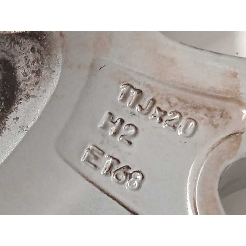 Recambio de llanta para porsche panamera 4 s referencia OEM IAM 97036219203  