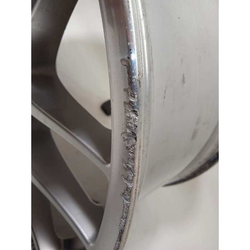 Recambio de llanta para porsche panamera 4 s referencia OEM IAM 97036219203  