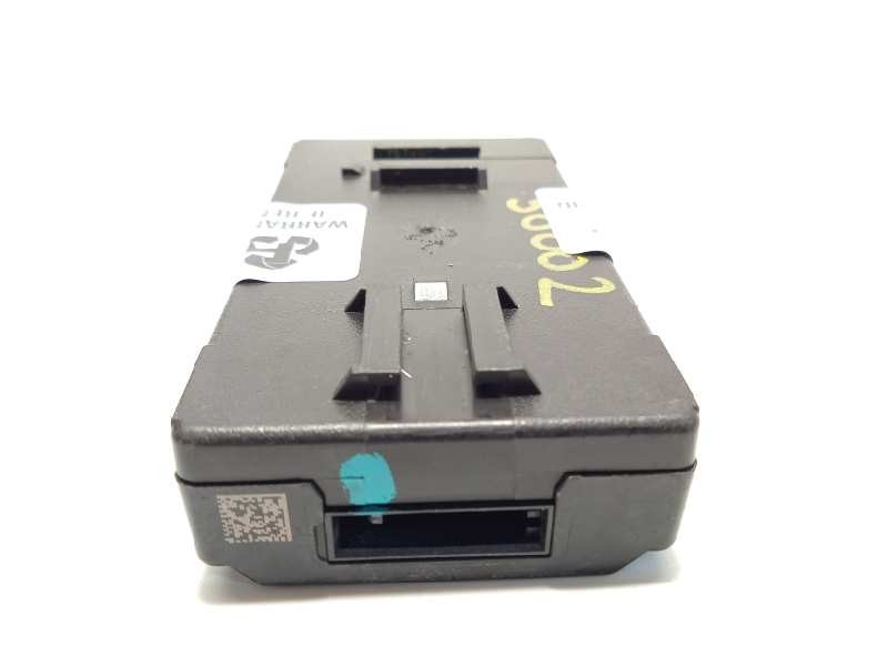 Recambio de modulo electronico para lynk&co lynk & co 01 1.5 phev referencia OEM IAM 8893236122  