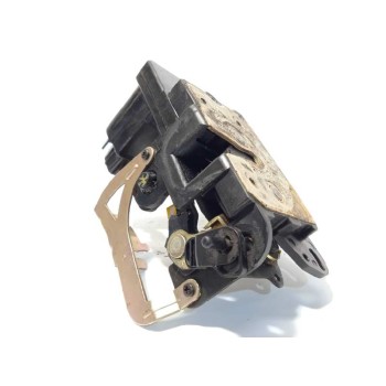 Recambio de cerradura puerta trasera derecha para ssangyong rodius 2.7 turbodiesel cat referencia OEM IAM 7132021004  