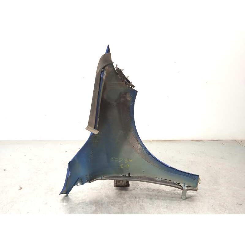 Recambio de aleta delantera izquierda para renault megane iii berlina 5 p dynamique referencia OEM IAM 631017297R  