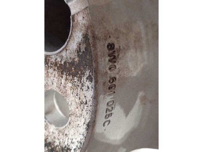 Recambio de llanta para audi a4 berlina (8w2) básico referencia OEM IAM 8W0601025C  