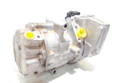 Recambio de compresor aire acondicionado para renault captur ii referencia OEM IAM 926002618R  