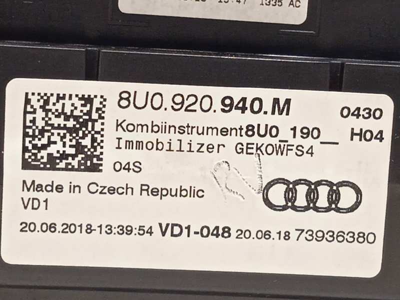 Recambio de cuadro instrumentos para audi q3 (8ug) sport edition referencia OEM IAM 8U0920940M  