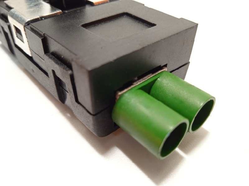 Recambio de antena para lynk&co lynk & co 01 1.5 phev referencia OEM IAM 8892348328  P8892348328