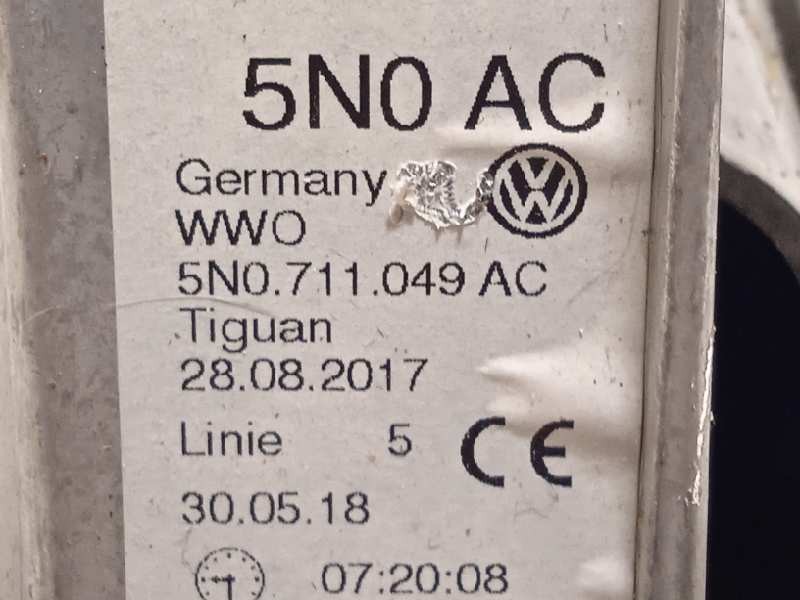 Recambio de palanca cambio para audi q3 (8ug) sport edition referencia OEM IAM 5N0711049AC  