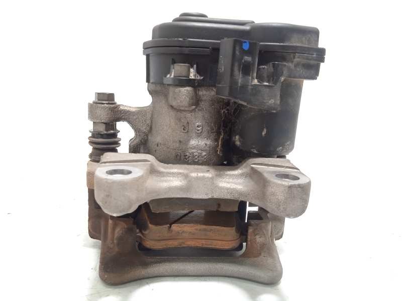 Recambio de pinza freno trasera derecha para audi q3 (8ug) sport edition referencia OEM IAM 8U0615404B  