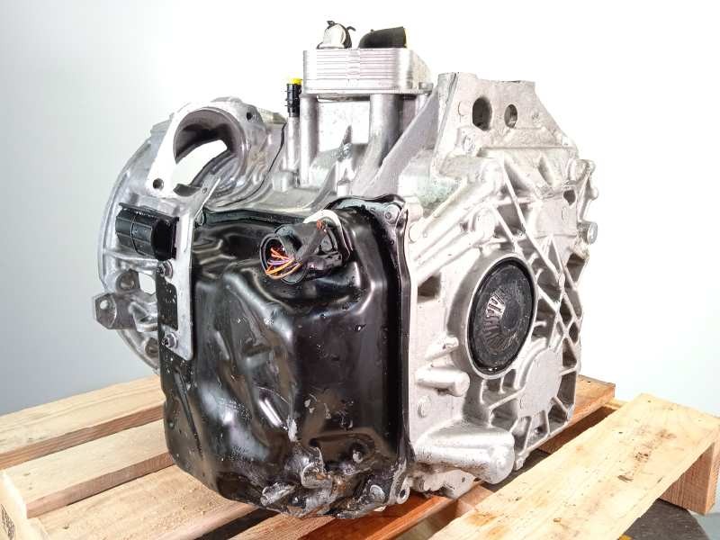Recambio de despiece caja cambios para audi q3 (8ug) 2.0 16v tfsi referencia OEM IAM SCY  0BH300013D