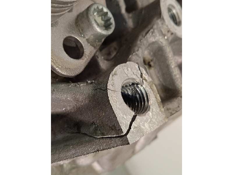 Recambio de despiece caja cambios para audi q3 (8ug) 2.0 16v tfsi referencia OEM IAM SCY  0BH300013D