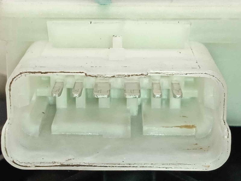 Recambio de elevalunas trasero derecho para renault captur ii referencia OEM IAM 827209371R  