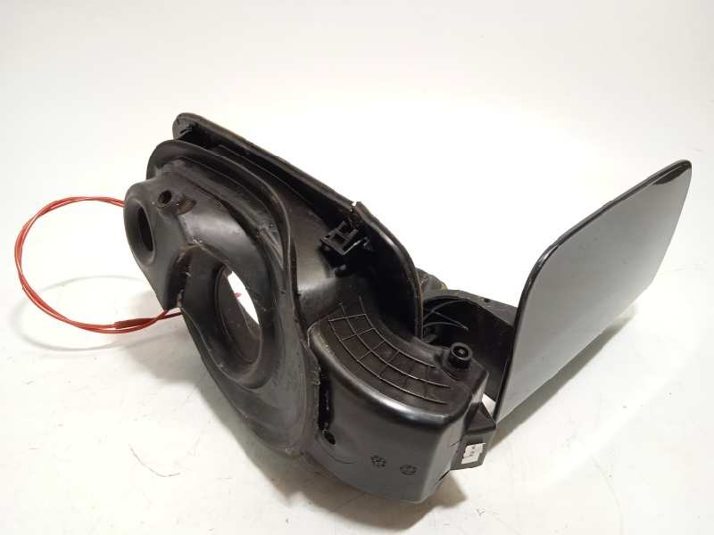 Recambio de tapa exterior combustible para audi q3 (8ug) sport edition referencia OEM IAM 8U0809906E  