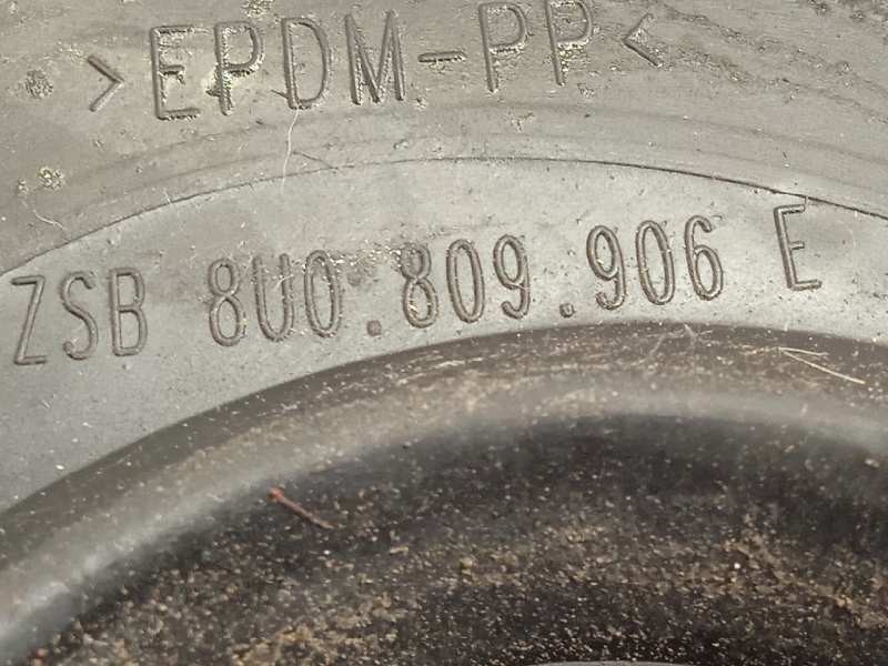 Recambio de tapa exterior combustible para audi q3 (8ug) sport edition referencia OEM IAM 8U0809906E  