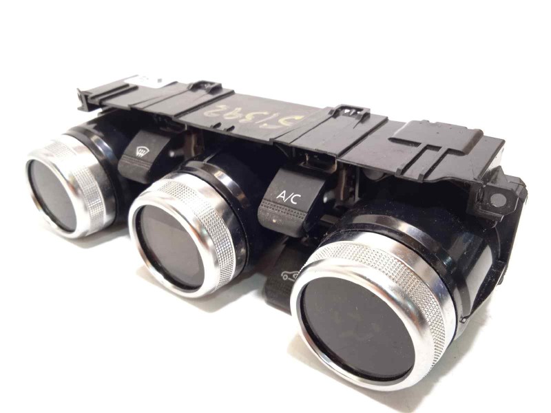 Recambio de mando climatizador para renault captur ii referencia OEM IAM 275100936R  