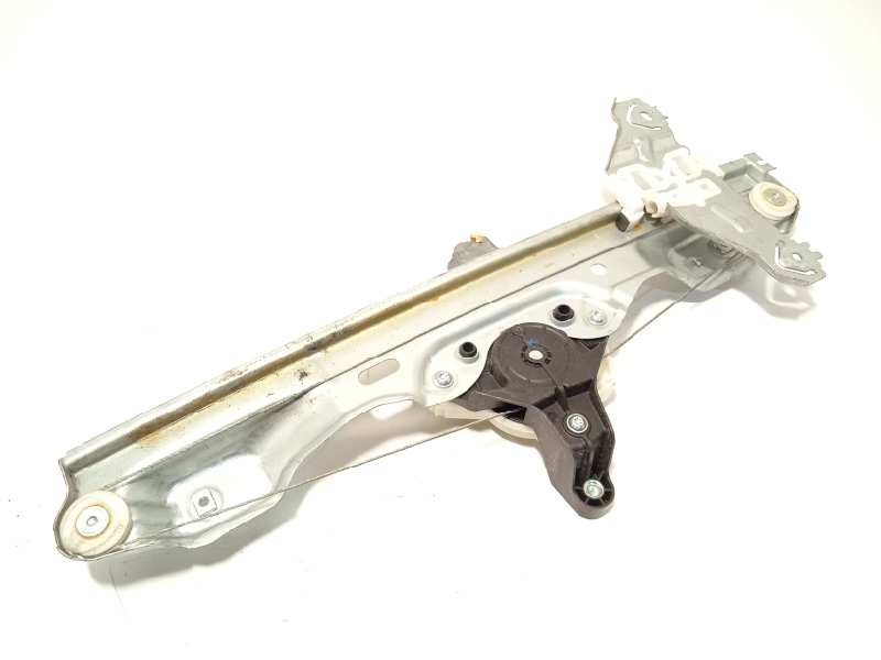 Recambio de elevalunas trasero derecho para nissan qashqai (j11) acenta referencia OEM IAM 82700HV00C  