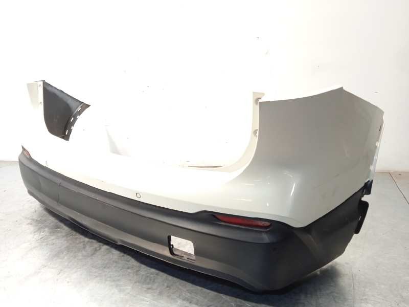 Recambio de paragolpes trasero para nissan qashqai (j11) acenta referencia OEM IAM 85022HV03C  