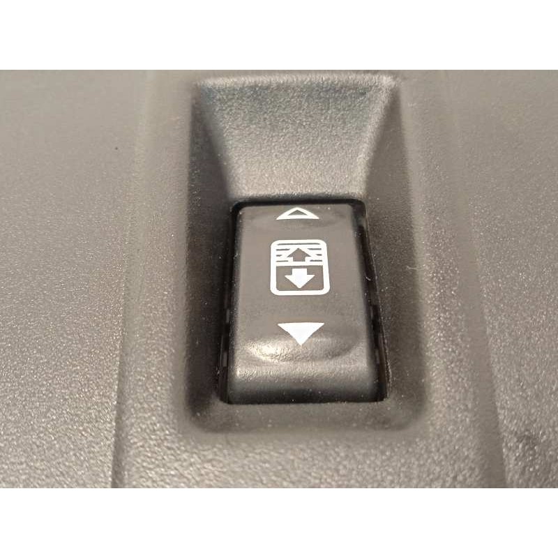 Recambio de luz interior para infiniti q30 2.2d premium referencia OEM IAM A0919003501  0919003501