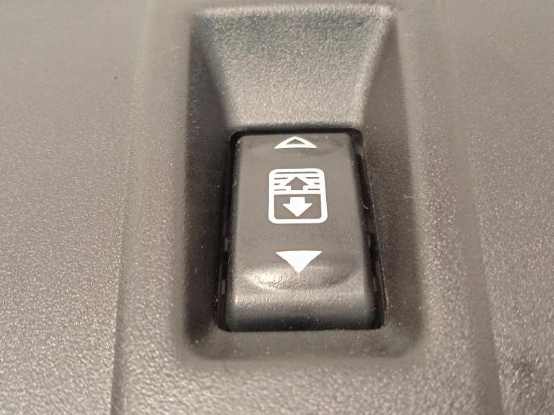 Recambio de luz interior para infiniti q30 2.2d premium referencia OEM IAM A0919003501  0919003501