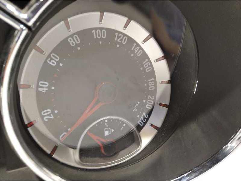 Recambio de cuadro instrumentos para opel adam 1.4 16v referencia OEM IAM 39004994 A2C81373802 365903926