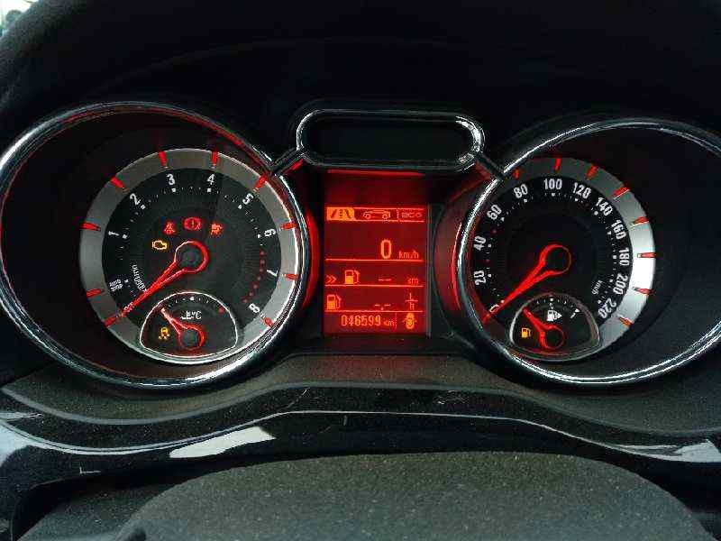 Recambio de cuadro instrumentos para opel adam 1.4 16v referencia OEM IAM 39004994 A2C81373802 365903926