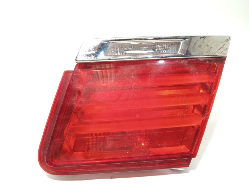 Recambio de piloto trasero derecho interior para bmw serie 7 (f01/f02) 740i referencia OEM IAM 7182206  63217182206