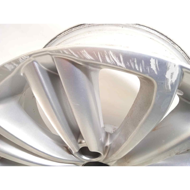 Recambio de llanta para citroën c4 lim. live edition referencia OEM IAM 9670053177  5402CV