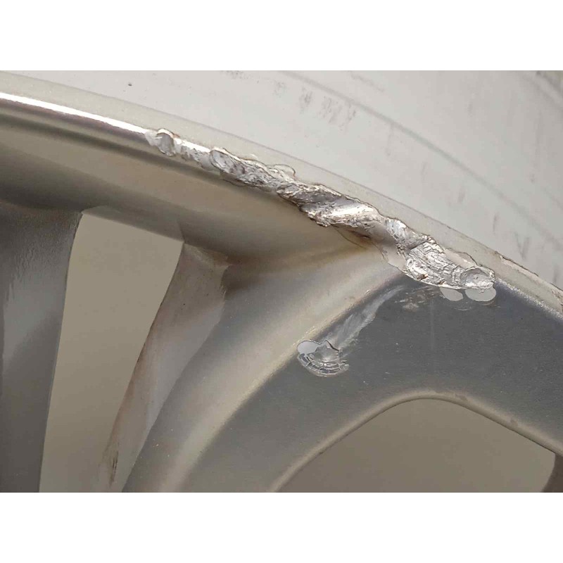 Recambio de llanta para citroën c4 lim. live edition referencia OEM IAM 9670053177  5402CV