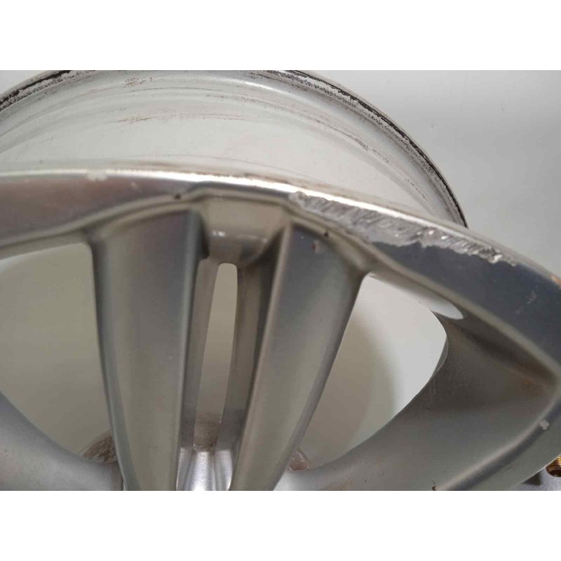 Recambio de llanta para citroën c4 lim. live edition referencia OEM IAM 9670053177  5402CV