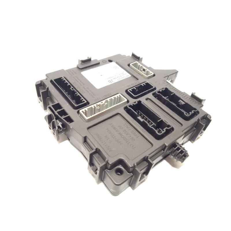 Recambio de centralita confort para renault arkana 1.3 referencia OEM IAM 284B24171R  