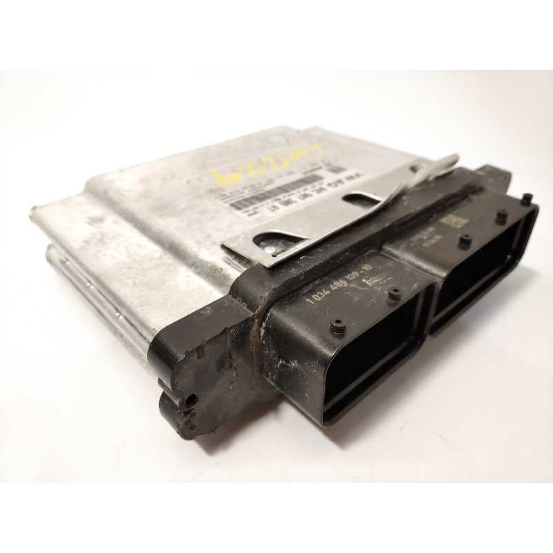 Recambio de centralita motor uce para seat arona 1.0 tsi referencia OEM IAM 04C907309AT  0261S17501