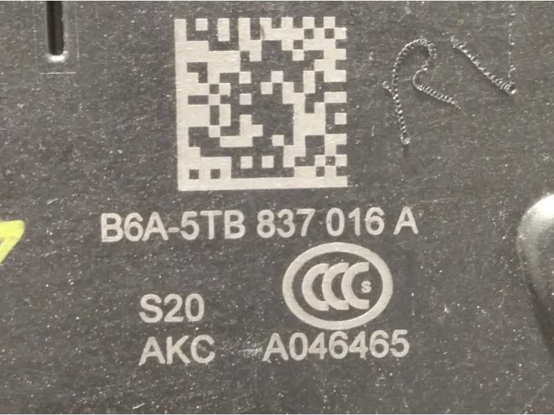 Recambio de cerradura puerta delantera derecha para seat arona 1.0 tsi referencia OEM IAM 5TB837016A  B6A5TB837016A