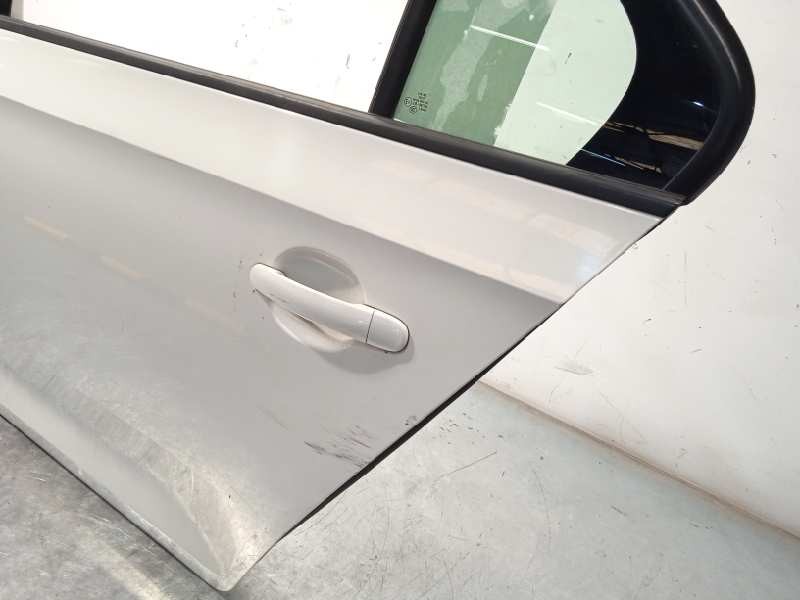 Recambio de puerta trasera izquierda para seat toledo (kg3) 1.6 tdi referencia OEM IAM 5JA833051C  