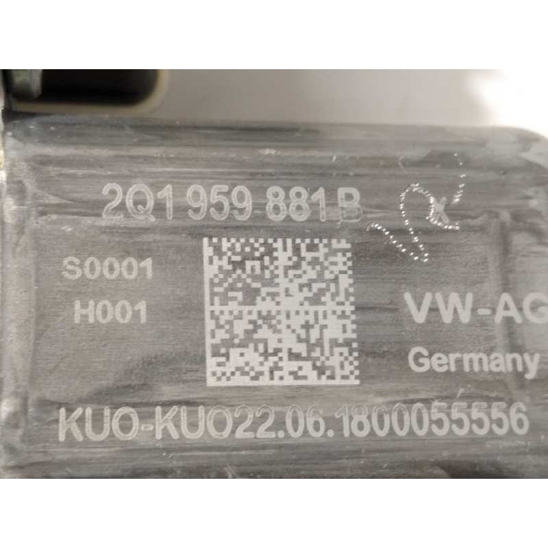 Recambio de elevalunas delantero izquierdo para seat arona 1.0 tsi referencia OEM IAM 6F9837461 0130822065 2Q1959881B