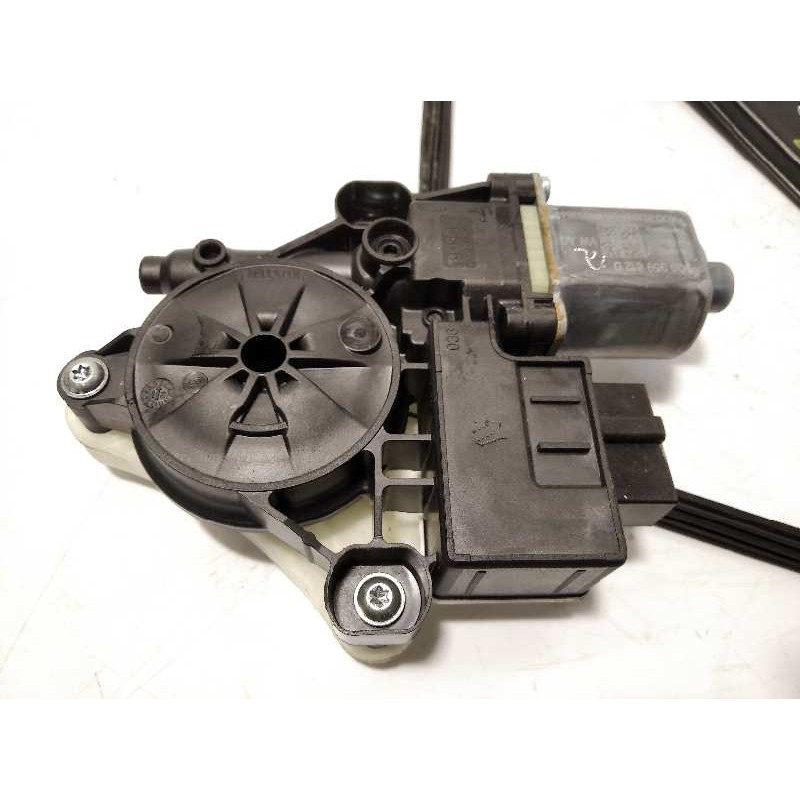 Recambio de elevalunas trasero derecho para seat arona 1.0 tsi referencia OEM IAM 6F0839462A 0130822694 5Q0959812D