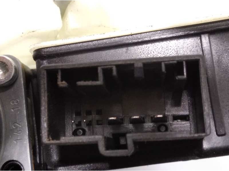 Recambio de elevalunas trasero derecho para seat arona 1.0 tsi referencia OEM IAM 6F0839462A 0130822694 5Q0959812D