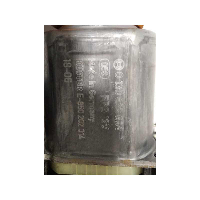 Recambio de elevalunas trasero derecho para seat arona 1.0 tsi referencia OEM IAM 6F0839462A 0130822694 5Q0959812D