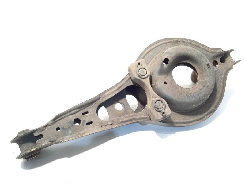 Recambio de brazo suspension inferior trasero derecho para volvo v40 kinetic referencia OEM IAM 31387062  