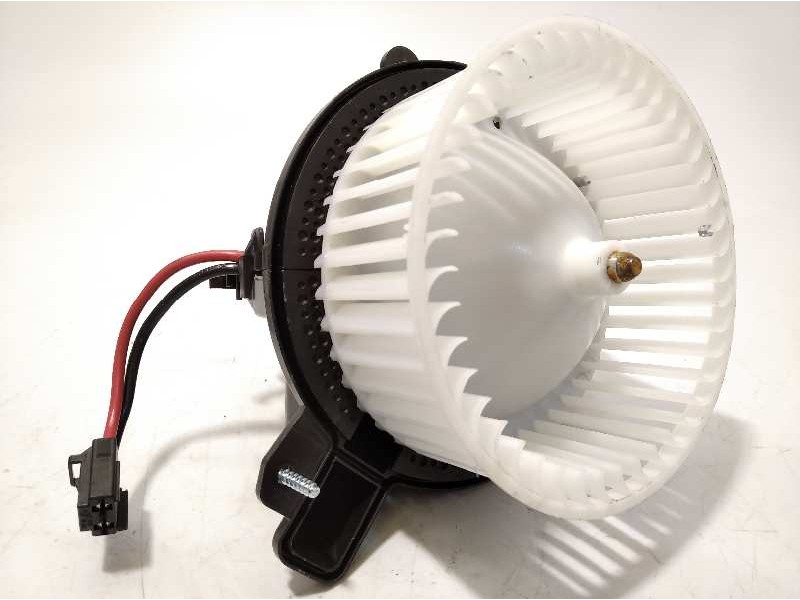 Recambio de motor calefaccion para seat arona 1.0 tsi referencia OEM IAM 2Q1820021  GT860003