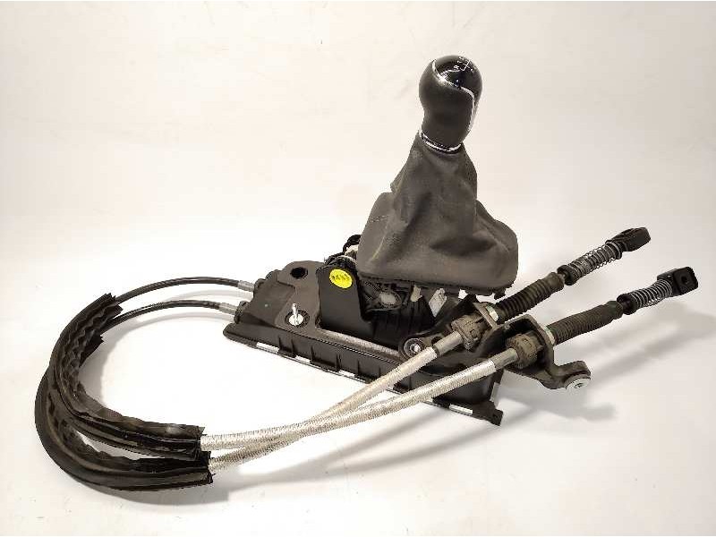 Recambio de palanca cambio para seat arona 1.0 tsi referencia OEM IAM 2Q0711049J  