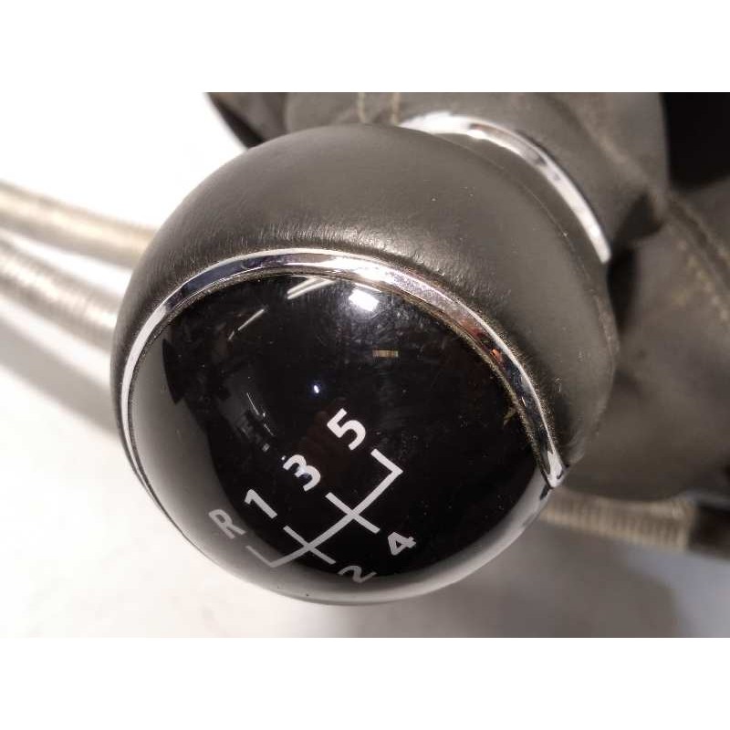 Recambio de palanca cambio para seat arona 1.0 tsi referencia OEM IAM 2Q0711049J  
