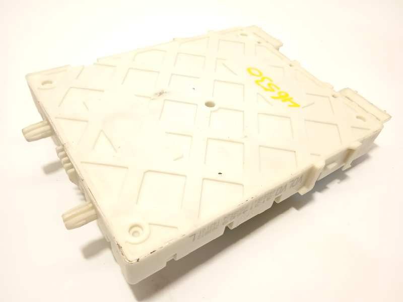 Recambio de caja reles / fusibles para volvo v40 kinetic referencia OEM IAM 31314669  